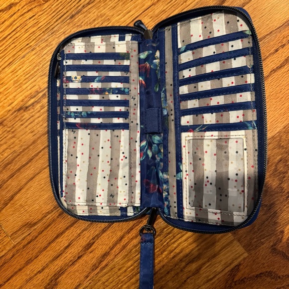 Lug Handspring Wallet - Bouquet Blue - Picture 3 of 4